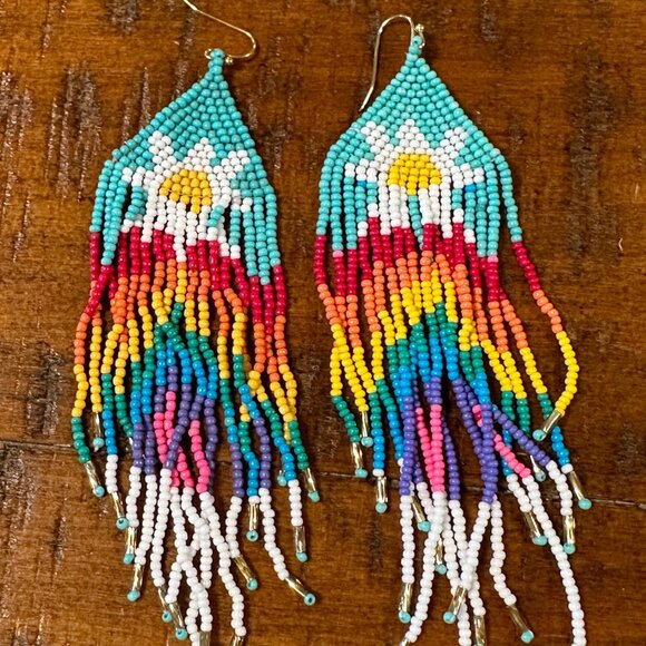 Rainbow Daisy Beaded Earrings 5 inch Long Fringe Boho Style Bead Earrings NEW - Picture 3 of 3